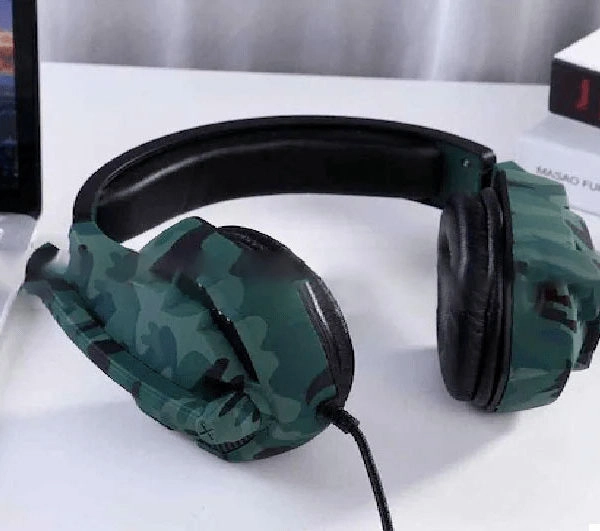 אוזניות גיימינג עם מיקרופון בעיצוב צבאי מבית Tucci