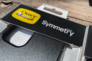 מגן Otterbox Symmetry לאייפון 12