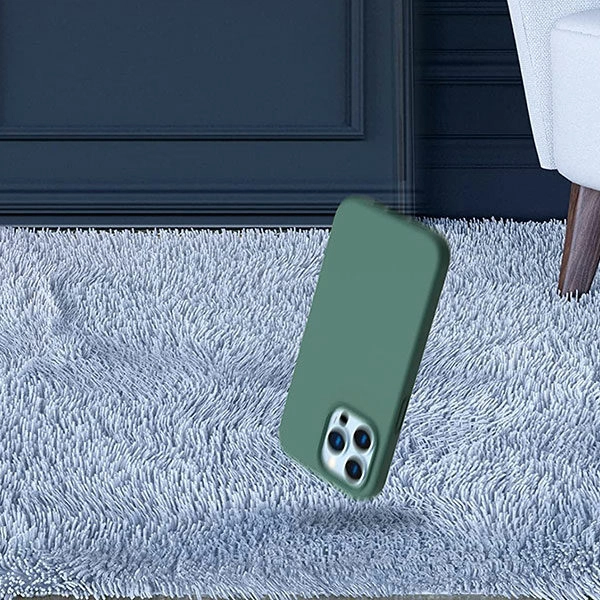 כיסוי לאייפון 13 פרו סיליקון ירוק עם מגע קטיפה