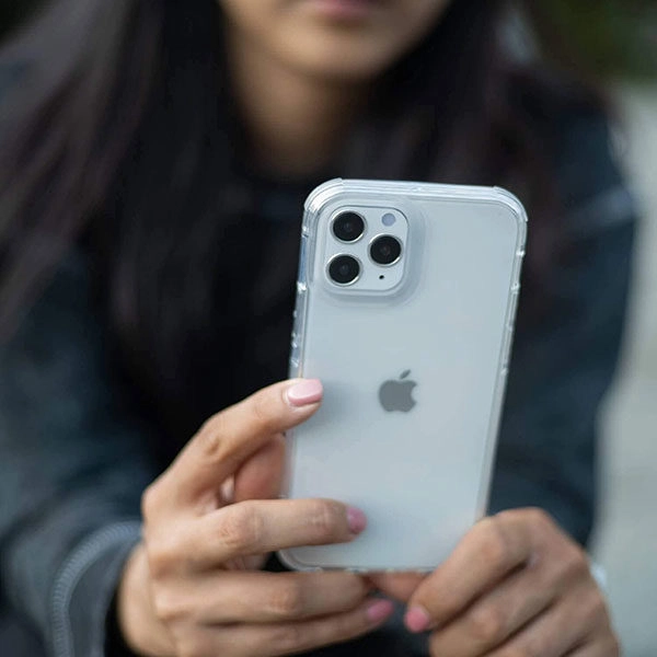 כיסוי לאייפון 12 פרו שקוף עם במפרים דק Raptic Clear
