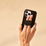 כיסוי לאייפון 14 פרו עם תופסן Otterbox OtterGrip תומך MagSafe שחור