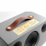 רמקול נייד Audio Pro Addon C5 MKii אפור עם מבנה קומפקטי וסאונד עוצמתי
