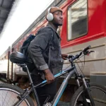 אוזניות אלחוטיות JBL Tune 770NC בצבע לבן | סינון רעשים, סאונד JBL Bass וסוללה ל-70 שעות