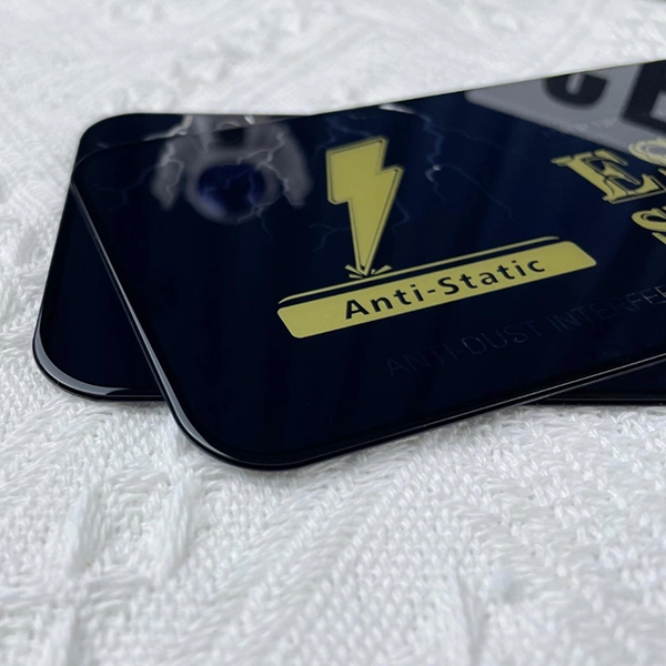 מגן מסך זכוכית מחוסמת לאייפון 16 פרו להגנה מירבית | ESD