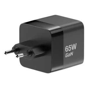 מטען קיר 65W GaN שחור עם כבל נמתח Type-C ויציאות USB-C ו-USB-A מהירות | Miracase MWC65RC