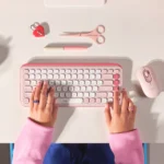 סט מקלדת ועכבר אלחוטיים Logitech POP ICON Combo שחור | עיצוב מיוחד, שקט ומותאם אישית