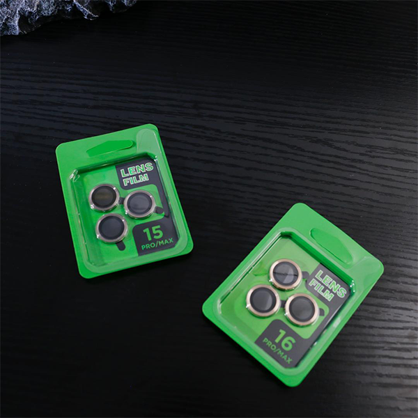 מגן מצלמה לאייפון 16 פלוס שחור עמיד וקשיח | Camera Lens Protector