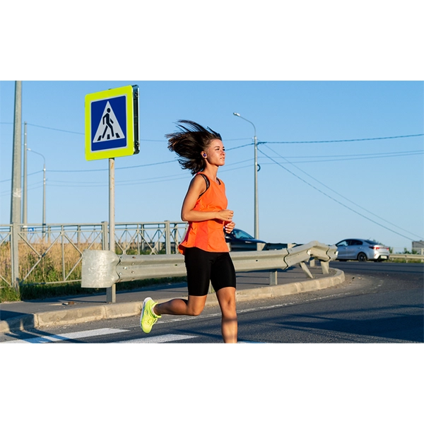 אוזניות תוך אוזן אלחוטיות Jbl Endurance Race 2 שחורות 13