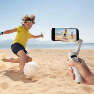 גימבל לסמארטפון DJI Osmo Mobile 7 לבן | ייצוב 3 צירים, מעקב חכם וסוללה ל-10 שעות