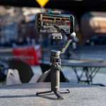 גימבל לסמארטפון DJI Osmo Mobile 7P אפור | 3 צירים עם חצובה, מוט סלפי ומעקב חכם