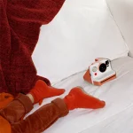 מצלמת פולארויד Polaroid Now Instant Camera Gen 3 בצבע שחור | לפיתוח מיידי ותוצאה אייקונית תוך 15 דקות