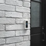 פעמון דלת חכם Ring Video Doorbell Pro לבן עם איכות וידאו 1080p | ראיית לילה וחיבור לאלכסה