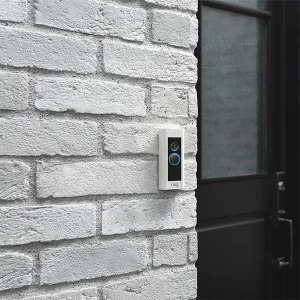 פעמון דלת חכם Ring Video Doorbell Pro לבן עם איכות וידאו 1080p | ראיית לילה וחיבור לאלכסה
