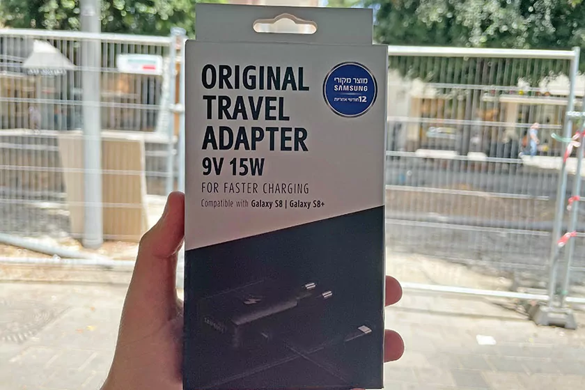 מטען עם כבל USB Type-C בהספק 15 וואט