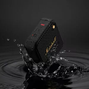 רמקול Marshall Willen קומפקטי עם סאונד צלול ותופסן שחור