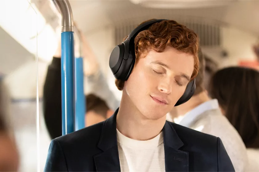 אוזניות Sony WH-1000XM4 מסננות רעשים